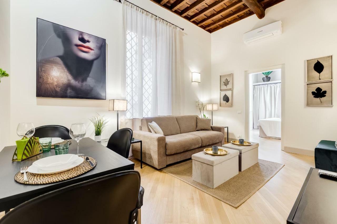 Apartmán Trevi Chic House Řím Exteriér fotografie
