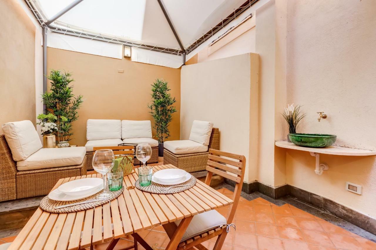 Apartmán Trevi Chic House Řím Exteriér fotografie