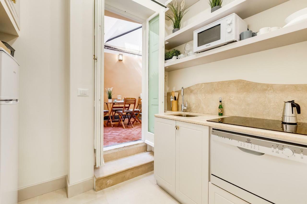 Apartmán Trevi Chic House Řím Exteriér fotografie