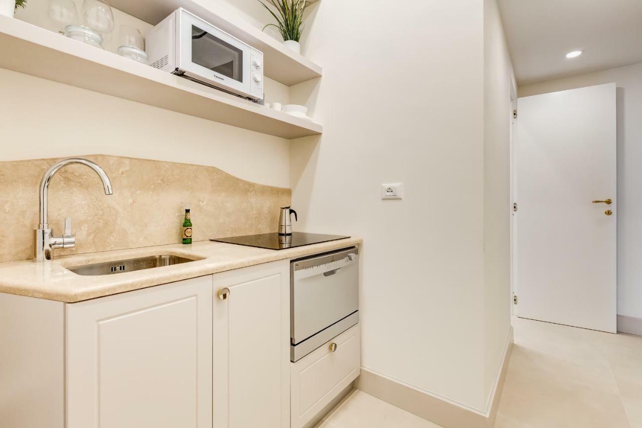 Apartmán Trevi Chic House Řím Exteriér fotografie